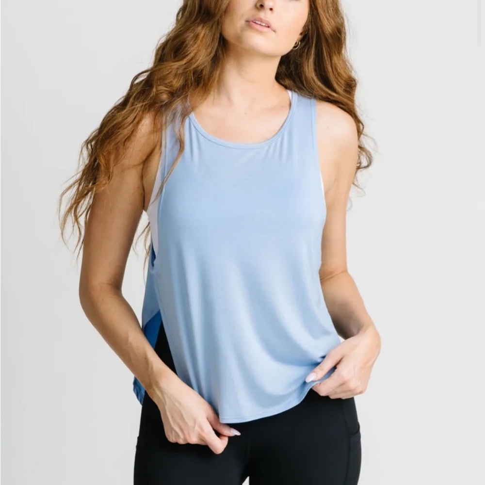 Zyia Cornflower Swivel Tank